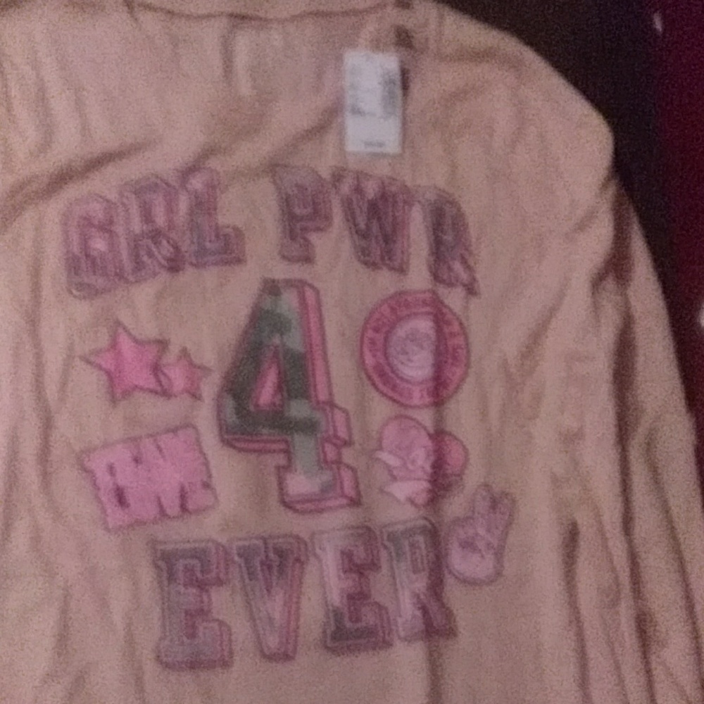long sleeve t-shirt